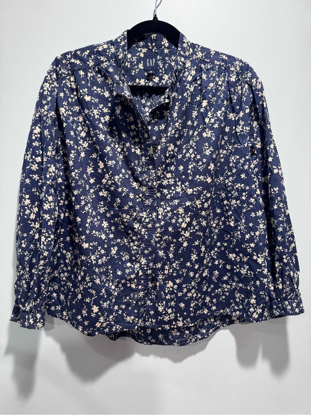 GAP Navy Floral Button-Up Blouse with Cream Flowers